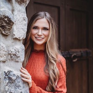 Meet your Posher, Laynee